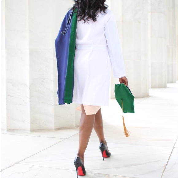 Hi! I’m Stephanie, you can call me Dr. P 👩🏿⚕️🤗 - Picture 3 of 6